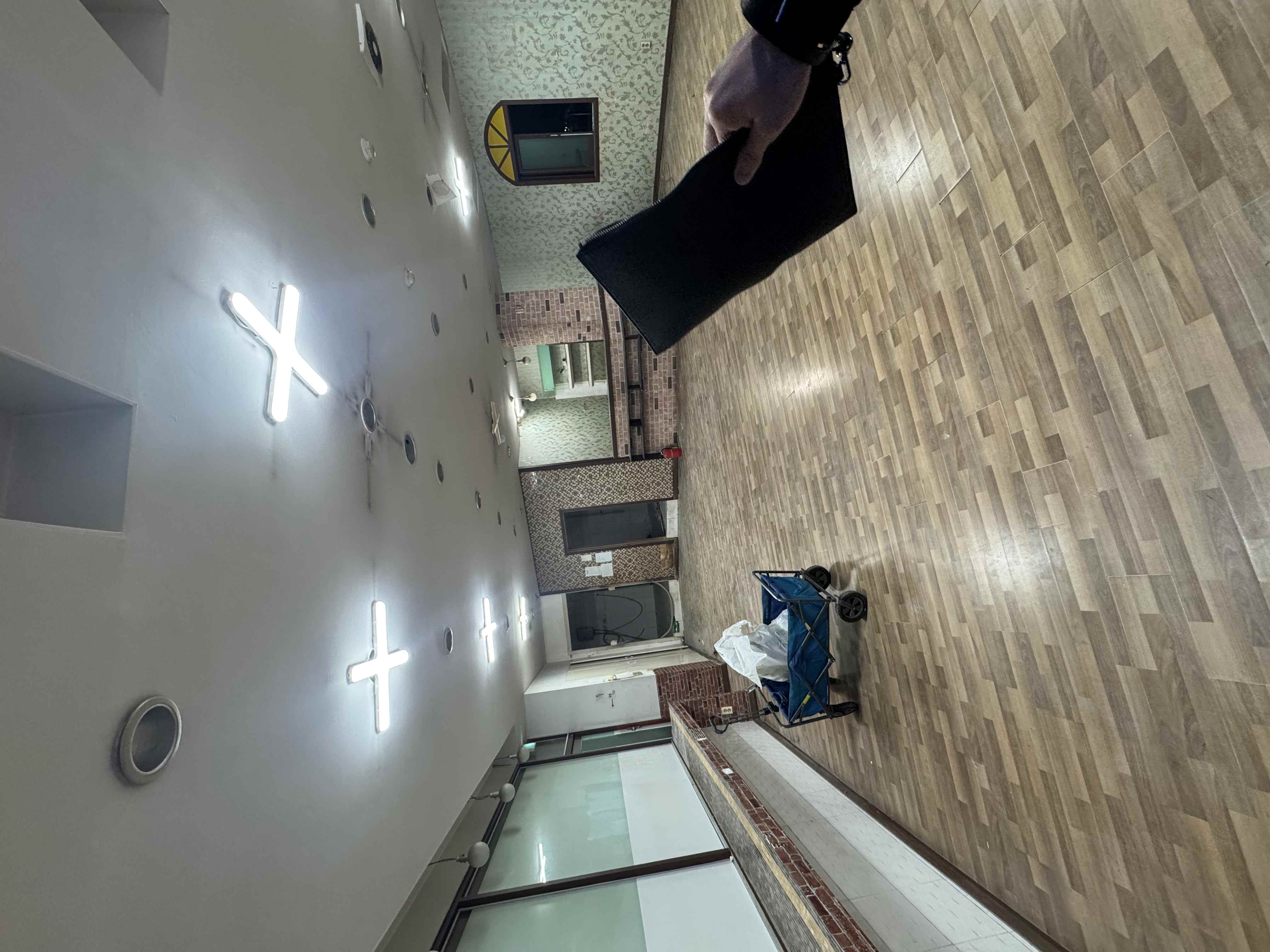 /user/0/01035805221/editor/2512/681a0cf4c8924d34271fb696633b5565_1766978479_7991.jpg 이미지크게보기