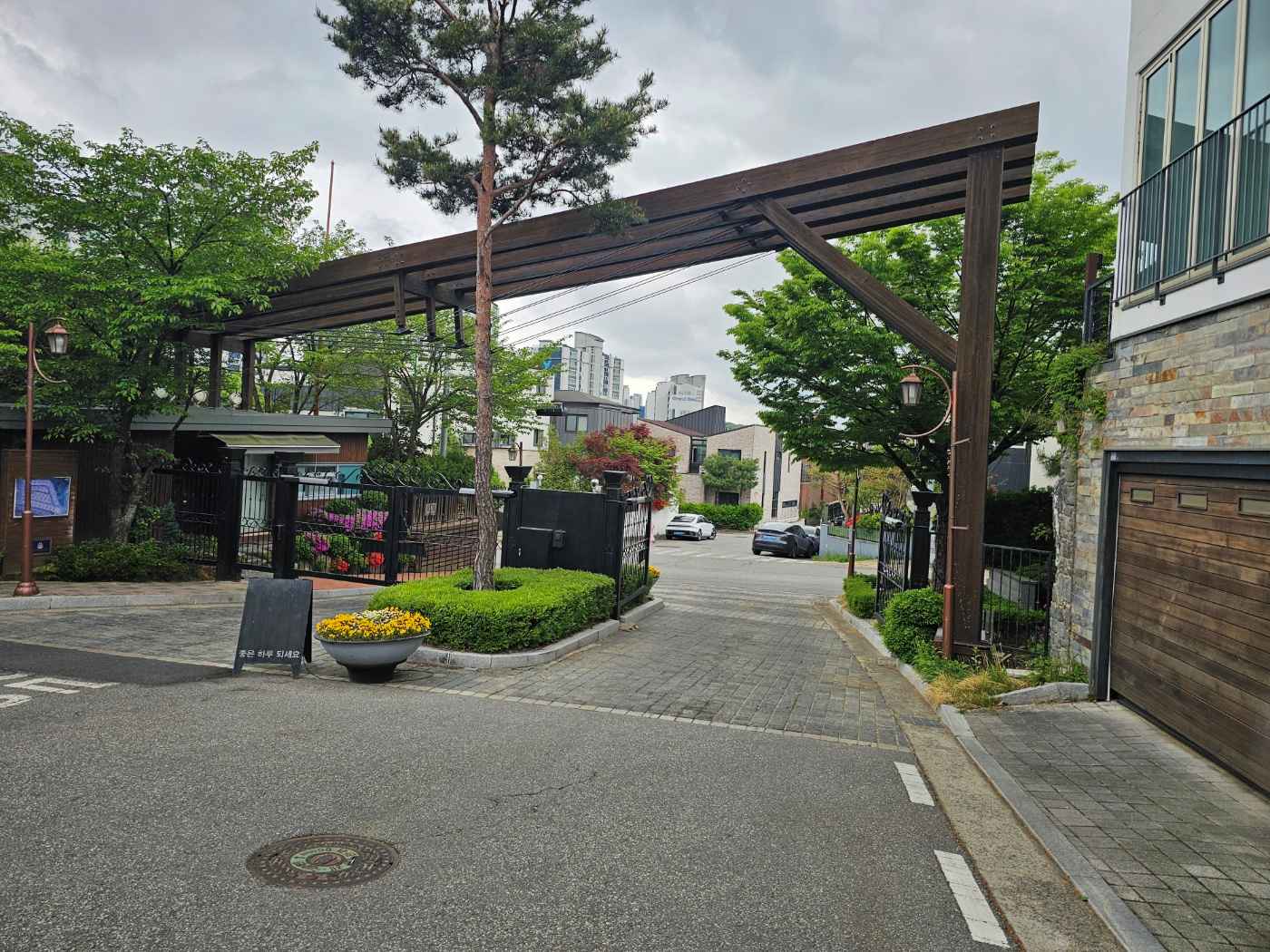 /user/0/01035805221/editor/2606/b2ce94b0ca653e4278b4d28b23730da7_1780504862_3668.jpg 이미지크게보기